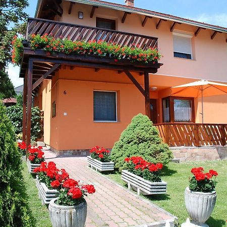 Antal Apartmanok ザラカロシュ 部屋 写真