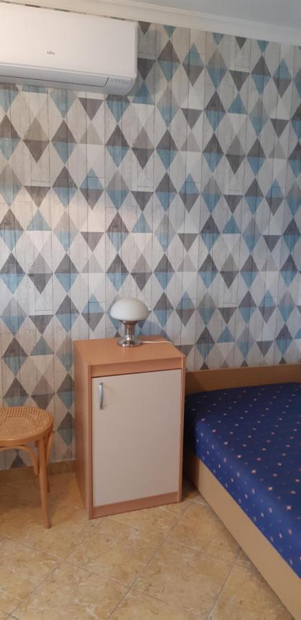 Antal Apartmanok ザラカロシュ エクステリア 写真
