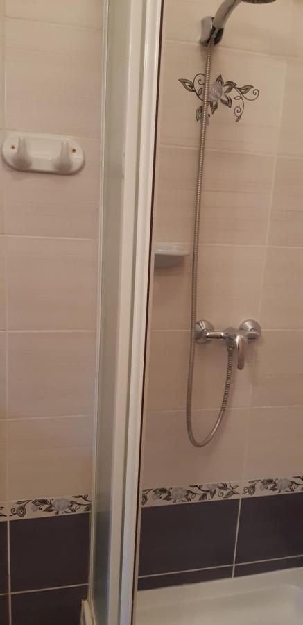 Antal Apartmanok ザラカロシュ エクステリア 写真