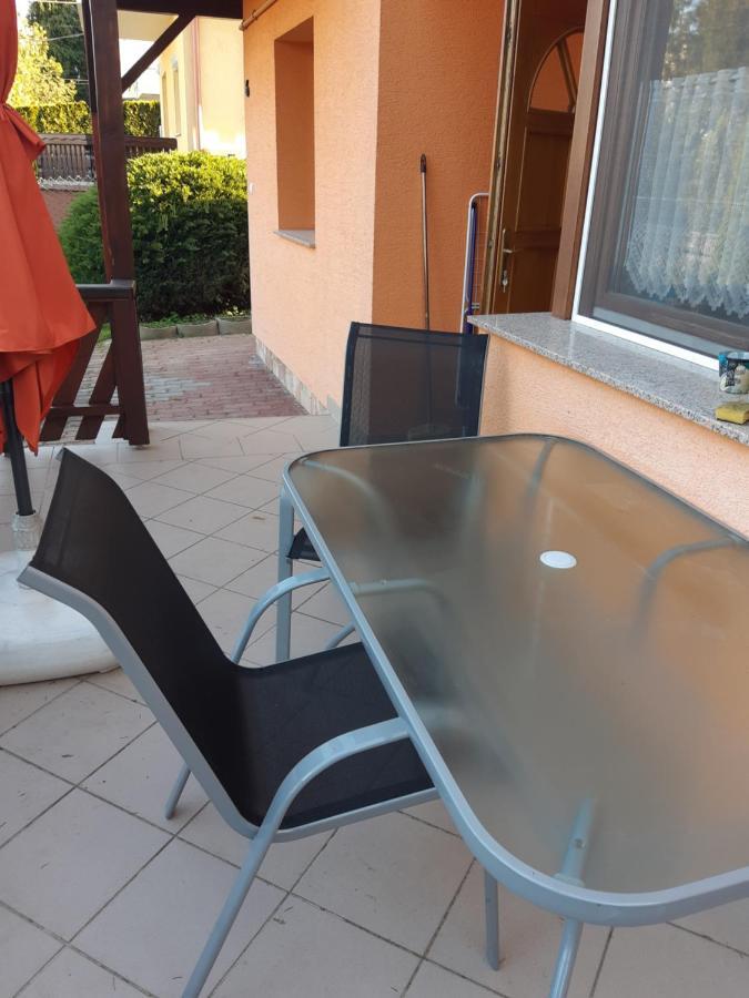 Antal Apartmanok ザラカロシュ エクステリア 写真